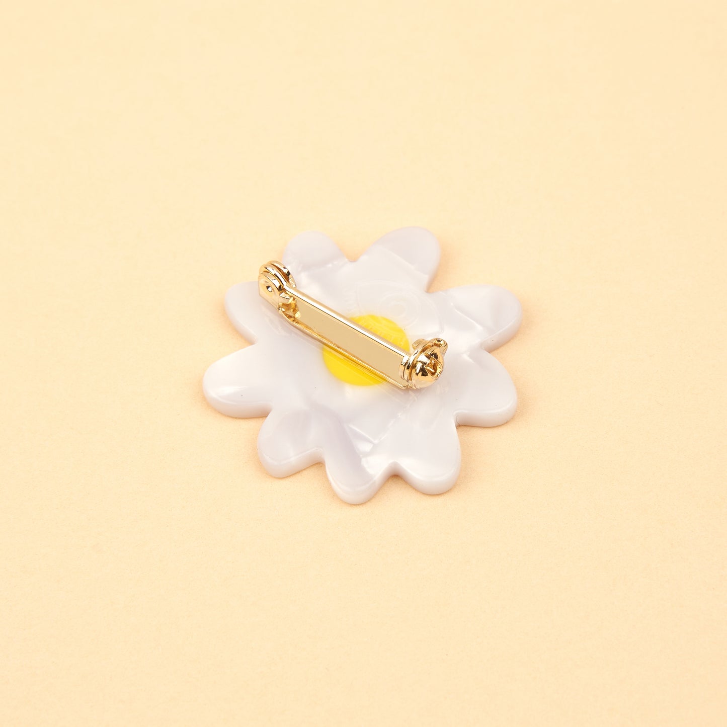 Daisy Brooch