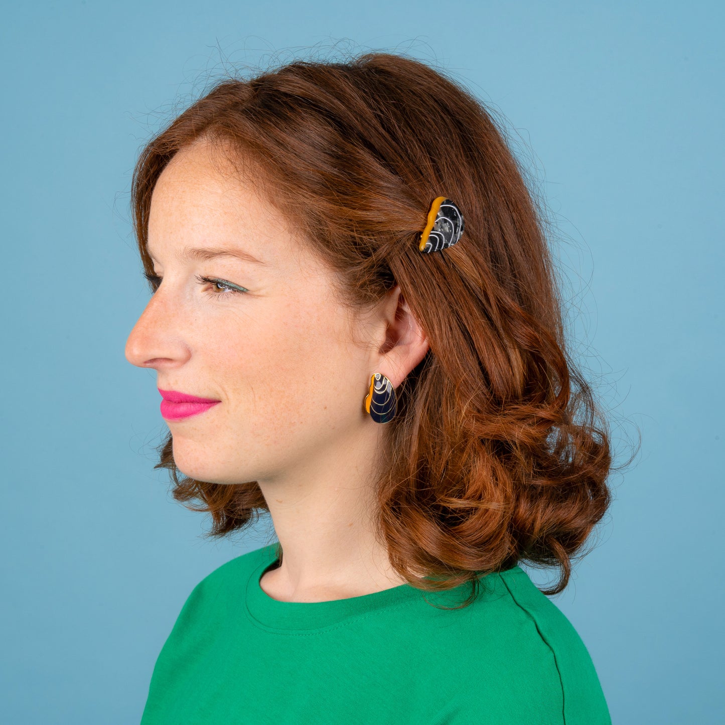 Mussel Hair Clip