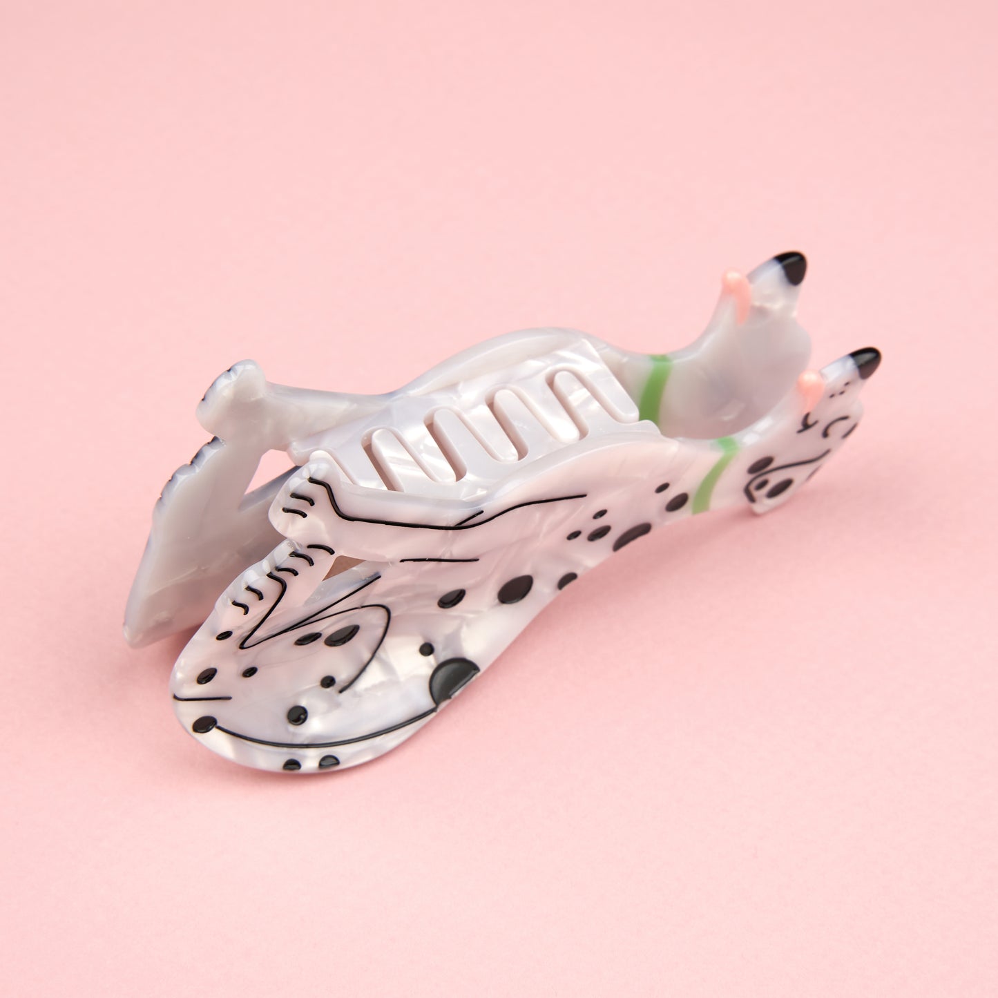 Dalmatian Hair Claw x La Bonne Brosse