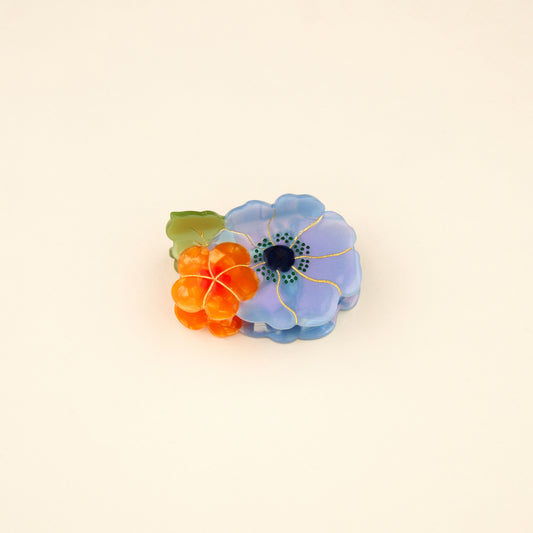 Small Flower Bouquet Hair Claw