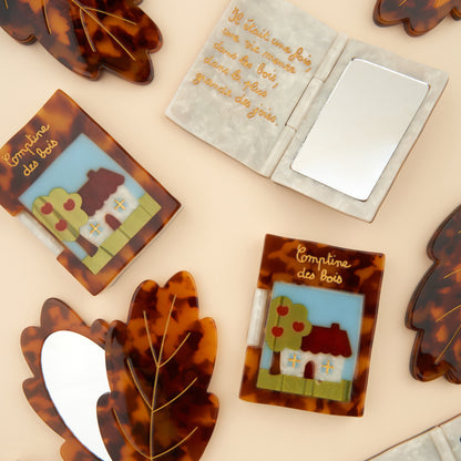Book Mirror