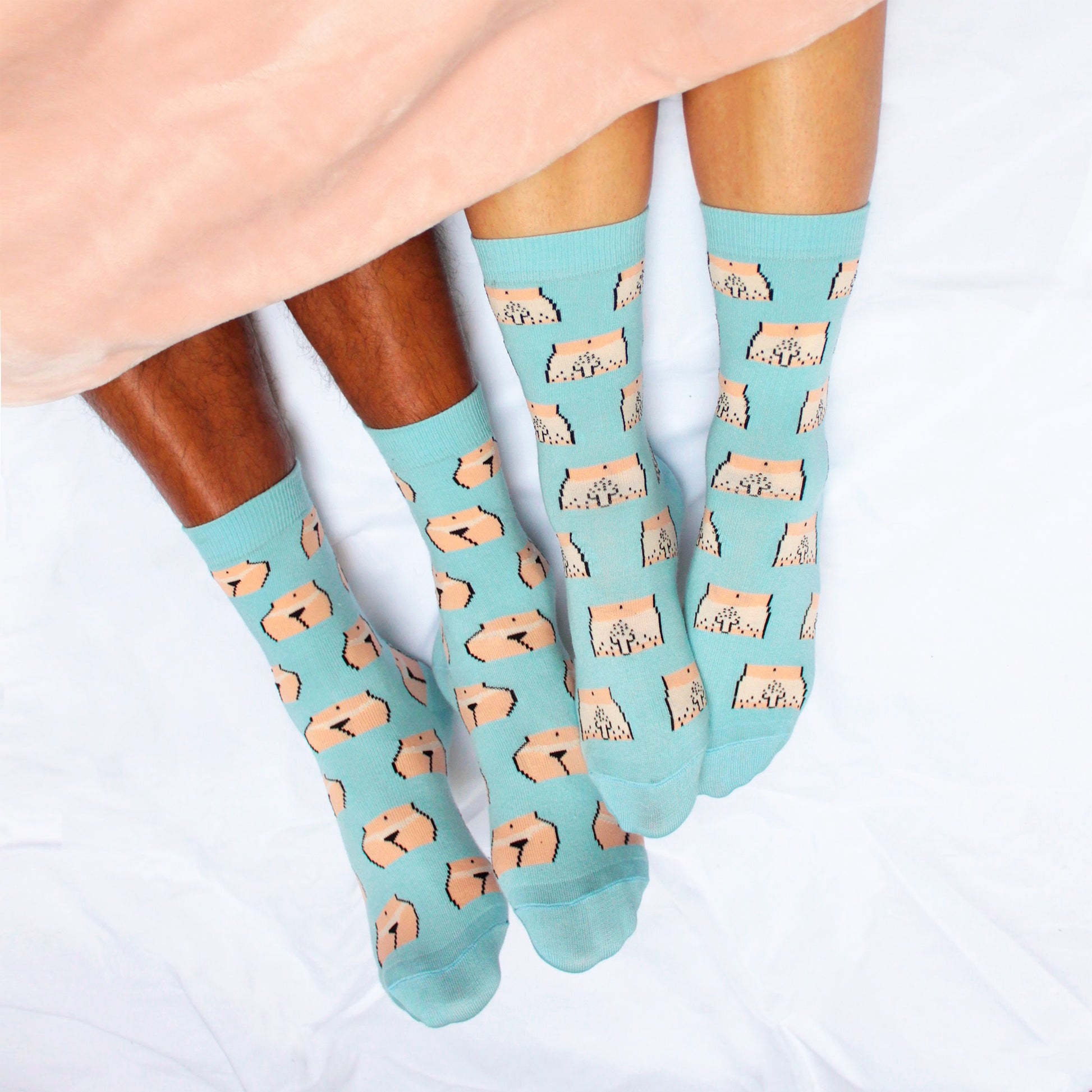 Fun Cheeky White Pee-Pee Patterned Socks – Coucou Suzette